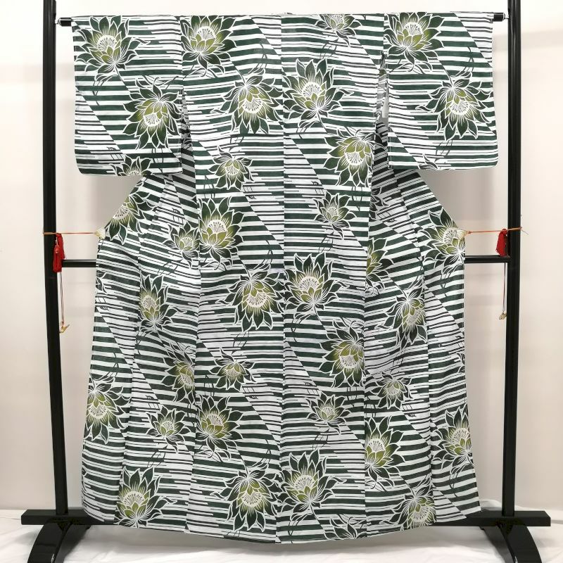 女性用 浴衣 綿・麻混紡 緑・うぐいす色地に縞柄・線柄・花柄_画像1