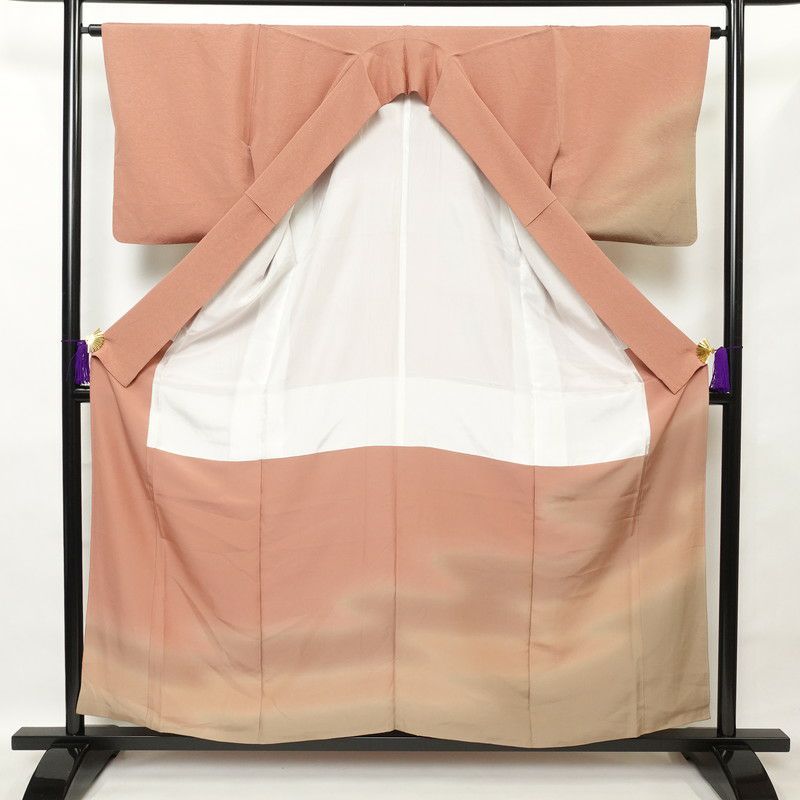 付け下げ 正絹 一つ紋付き 無地 袷仕立て ピンク_画像3