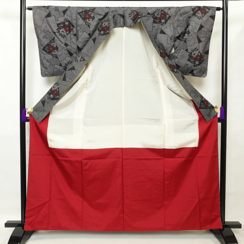 紬 正絹 花柄 幾何学柄・抽象柄 袷仕立て グレー_画像3