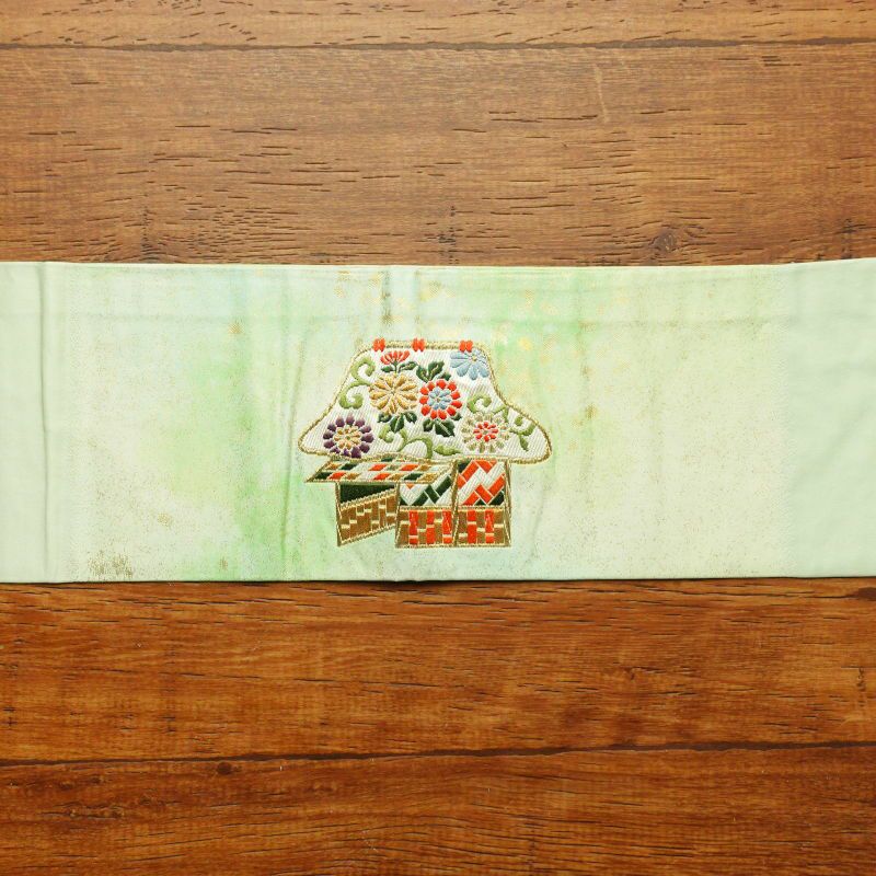 名古屋帯 太鼓柄 良品 しつけ糸付き 正絹 古典柄 名古屋仕立て 緑・うぐいす色_画像19