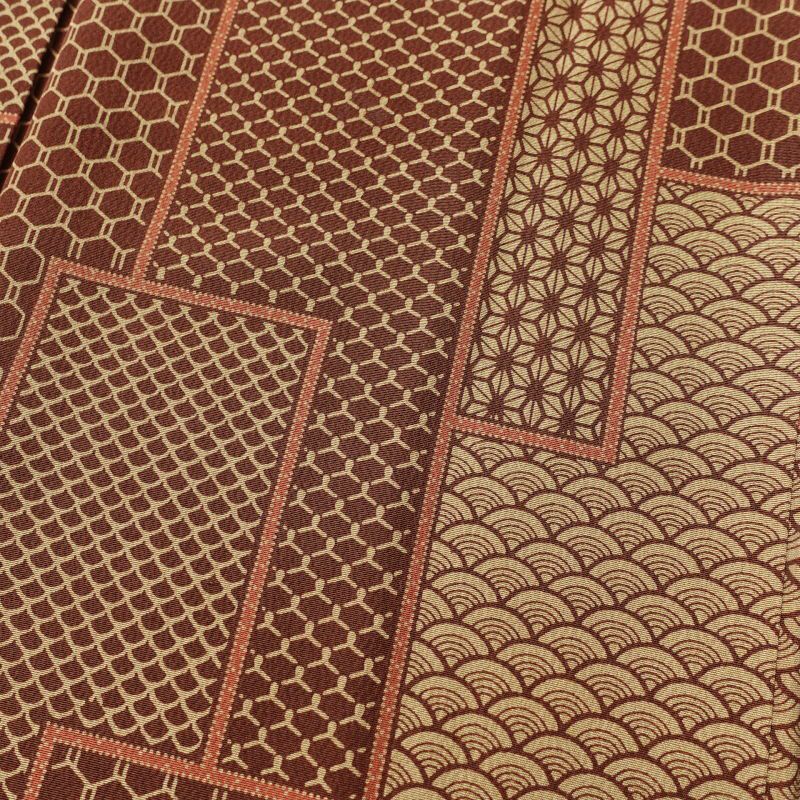 小紋 美品 縮緬 総柄 正絹 モダン 古典柄 青海波 麻の葉 亀甲 袷仕立て 茶_画像5