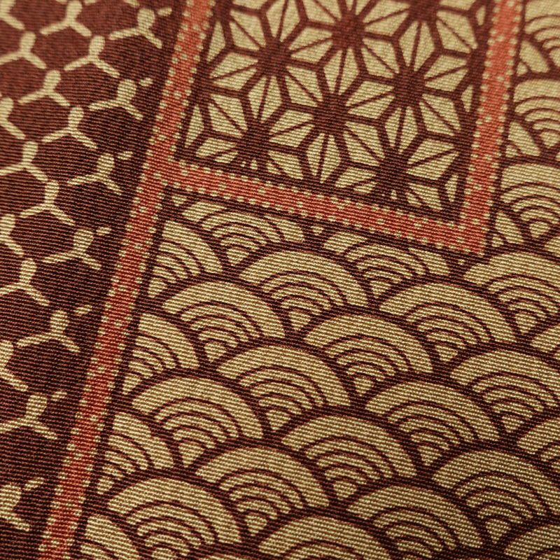 小紋 美品 縮緬 総柄 正絹 モダン 古典柄 青海波 麻の葉 亀甲 袷仕立て 茶_画像6