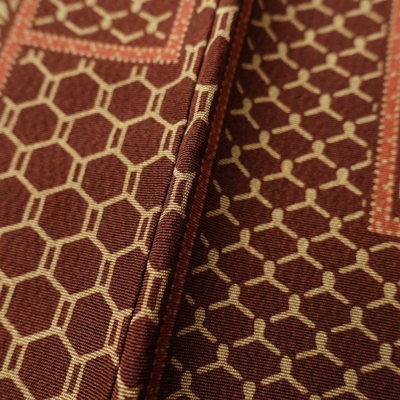 小紋 美品 縮緬 総柄 正絹 モダン 古典柄 青海波 麻の葉 亀甲 袷仕立て 茶_画像9