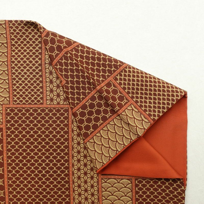小紋 美品 縮緬 総柄 正絹 モダン 古典柄 青海波 麻の葉 亀甲 袷仕立て 茶_画像16