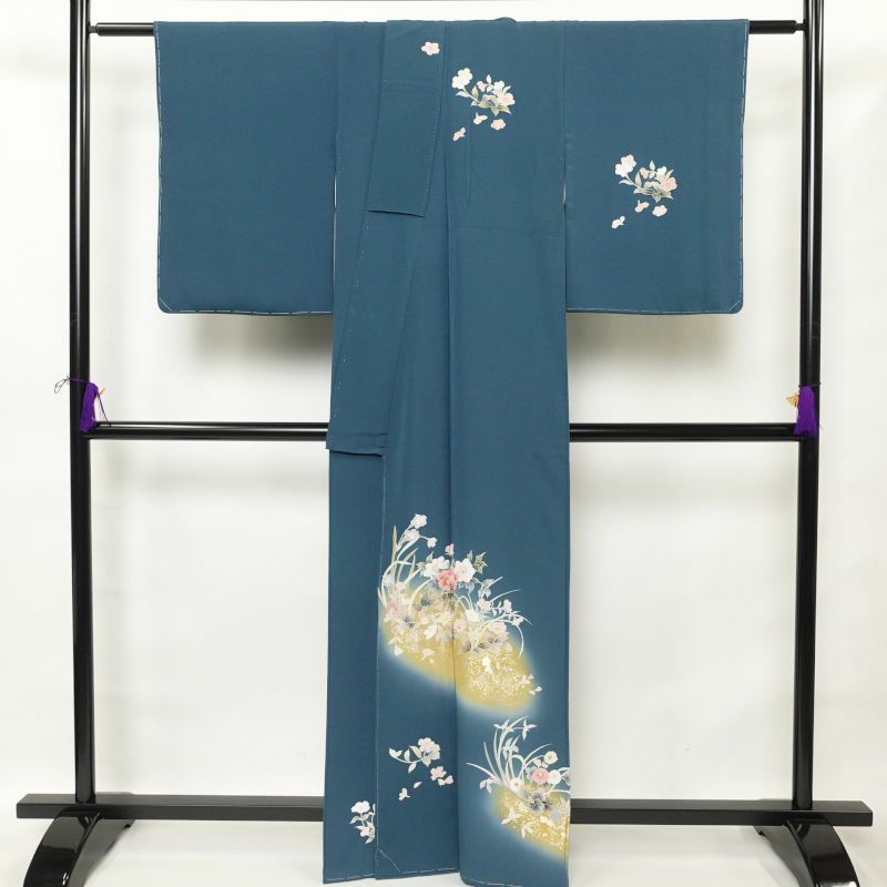 訪問着 美品 しつけ糸付き 縮緬 箔 共八掛 正絹 花柄 袷仕立て 青・紺_画像2