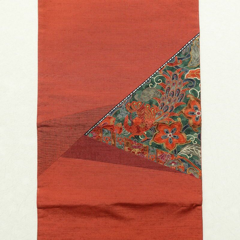 名古屋帯 太鼓柄 美品 相良刺繍 正絹 人物・動物柄 通し仕立て 赤・朱_画像10