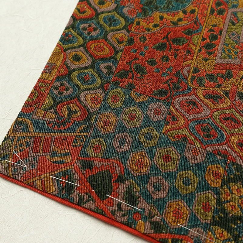 小紋 美品 しつけ糸付き 縮緬 総柄 正絹 幾何学柄・抽象柄 袷仕立て 多色使い_画像9