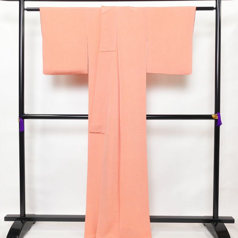 色無地 鮫小紋 美品 落款入り 一つ紋付き 縮緬 正絹 古典柄 袷仕立て 橙_画像2