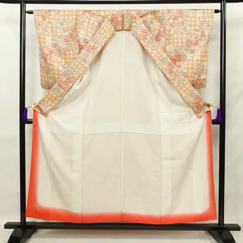 小紋 仕付け糸付き 総柄 正絹 花柄 袷仕立て ベージュ_画像3