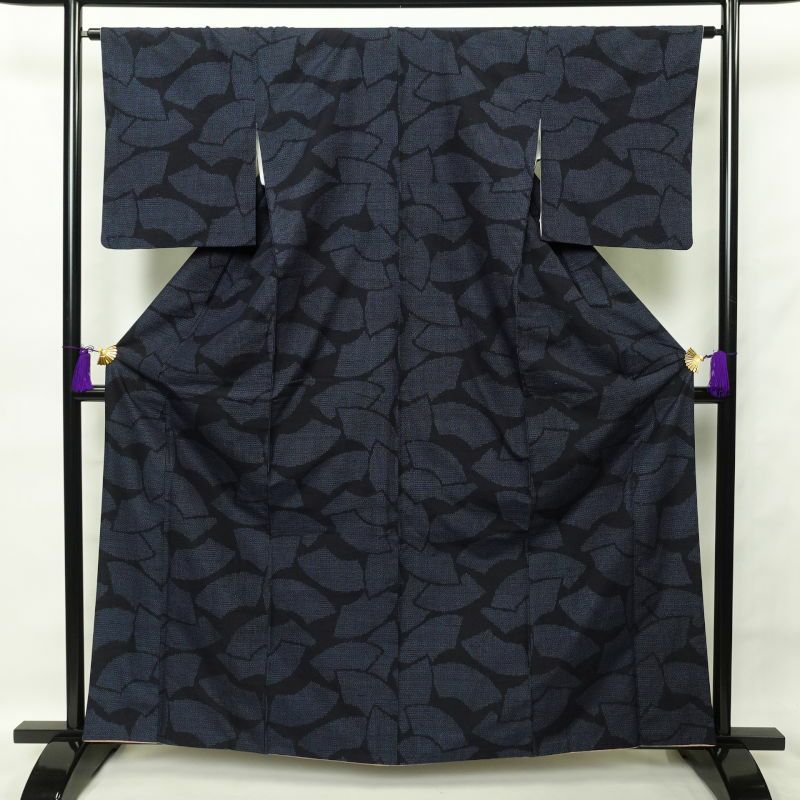 本場結城紬 紬 美品 証紙あり しつけ糸付き 正絹 風景柄 袷仕立て 結城  