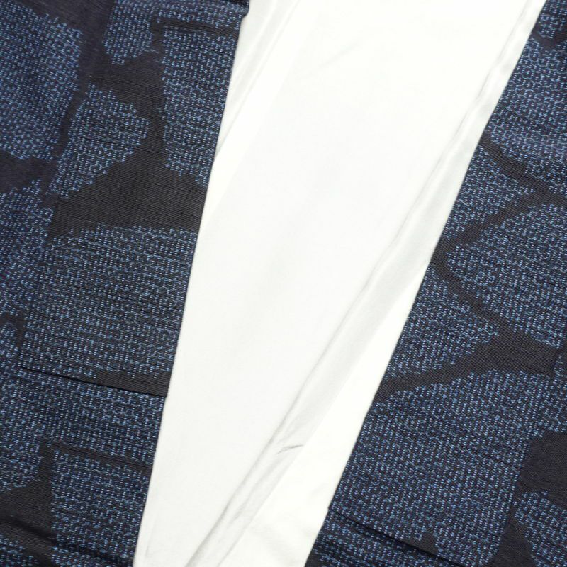 結城紬 証紙あり はたおり娘 正絹 紬 幾何学柄・抽象柄 袷仕立て 青・紺_画像24