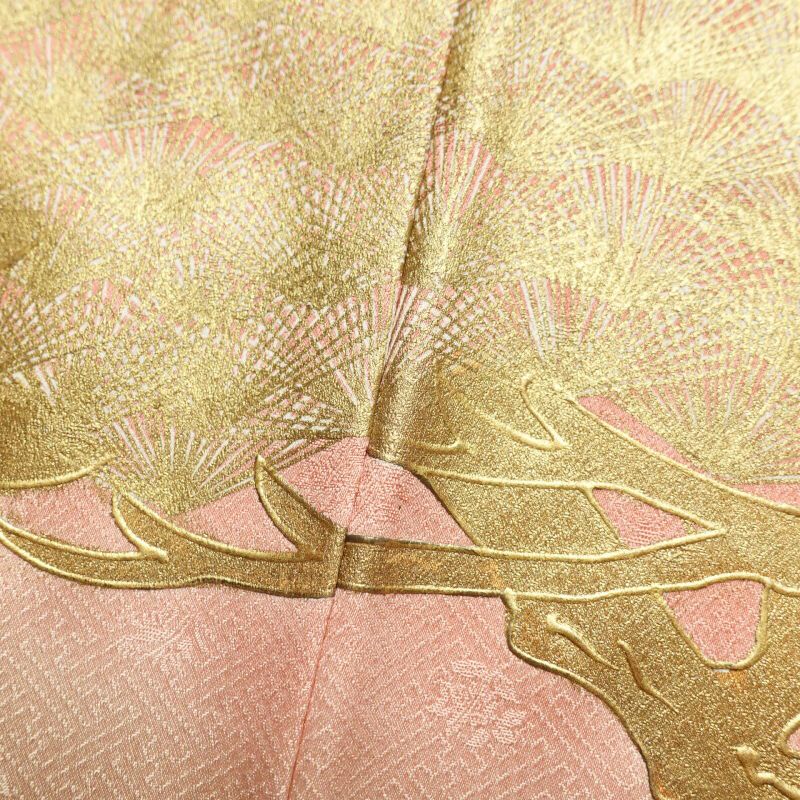 色留袖 良品 一つ紋付き しつけ糸付き 羽二重 金駒刺繍 箔 正絹 共八掛 古典柄 袷仕立て 小豆・エンジ_画像18