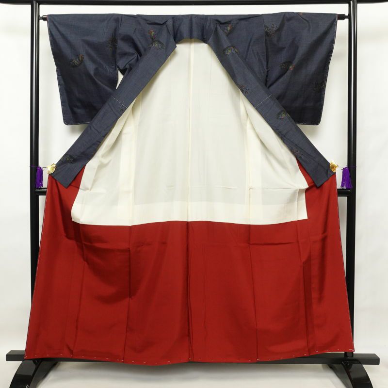 紬 良品 しつけ糸付き 正絹 古典柄 袷仕立て 青・紺_画像3