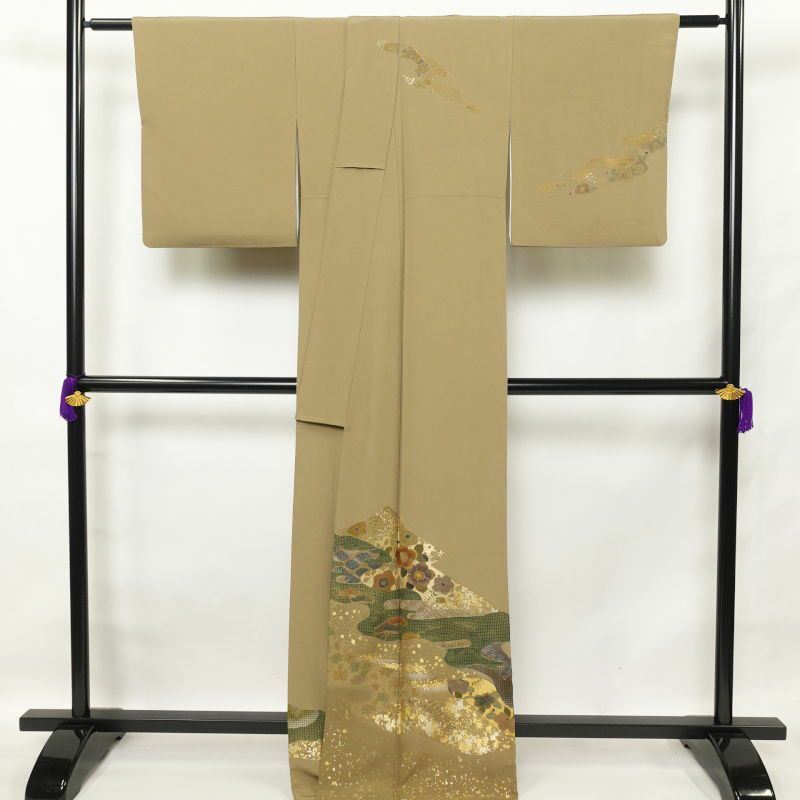 訪問着 蘇州刺繍 証紙あり スワトウ刺繍 箔 共八掛 刺繍 良品 正絹 古典柄 袷仕立て 黄・黄土色_画像2