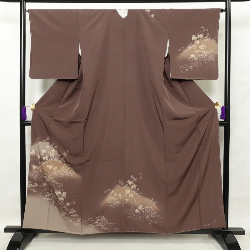 訪問着 清裳 良品 しつけ糸付き 縮緬 一つ紋付き 共八掛 刺繍 正絹 木の葉・植物柄 袷仕立て 茶_画像1