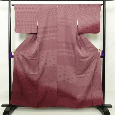 小紋 斉藤三才 落款入り しつけ糸付き 一つ紋付き 縮緬 正絹 その他の