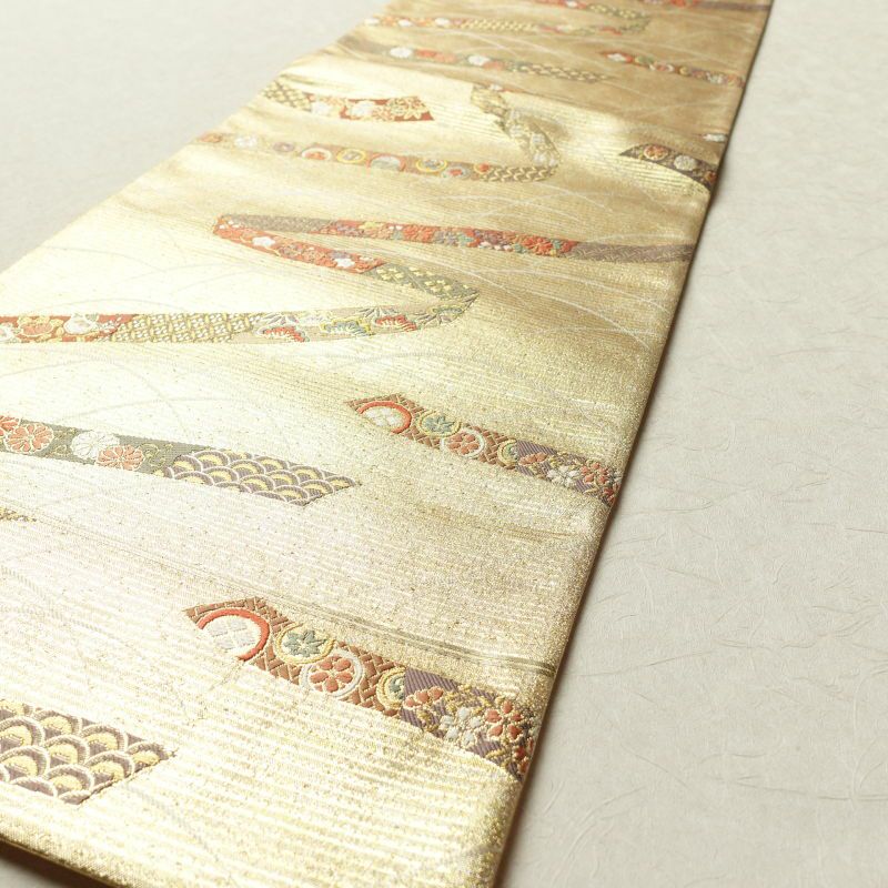 袋帯 六通柄 美品 フォーマル用 正絹 七宝 亀甲 青海波 古典柄 金・銀_画像12