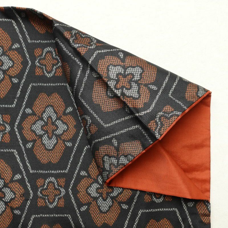 紬 正絹 幾何学柄・抽象柄 袷仕立て 黒_画像15
