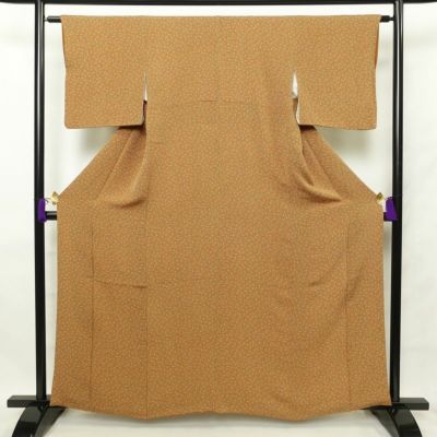 小紋 縮緬 正絹 木の葉・植物柄 袷仕立て 身丈161.5cm 裄丈62.5cm 黄・黄土色