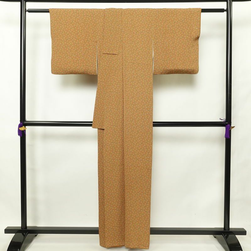 小紋 縮緬 正絹 木の葉・植物柄 袷仕立て 黄・黄土色_画像2