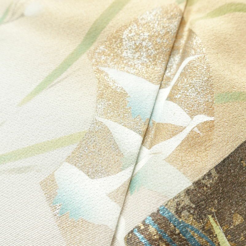 訪問着 良品 落款入り 螺鈿物語 縮緬 正絹 古典柄 箔 袷仕立て 黄・黄土色_画像9