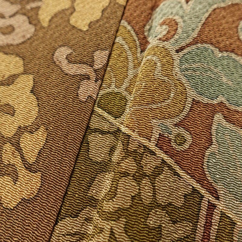 小紋 良品 しつけ糸付き 縮緬 正絹 幾何学柄・抽象柄 袷仕立て 茶_画像8