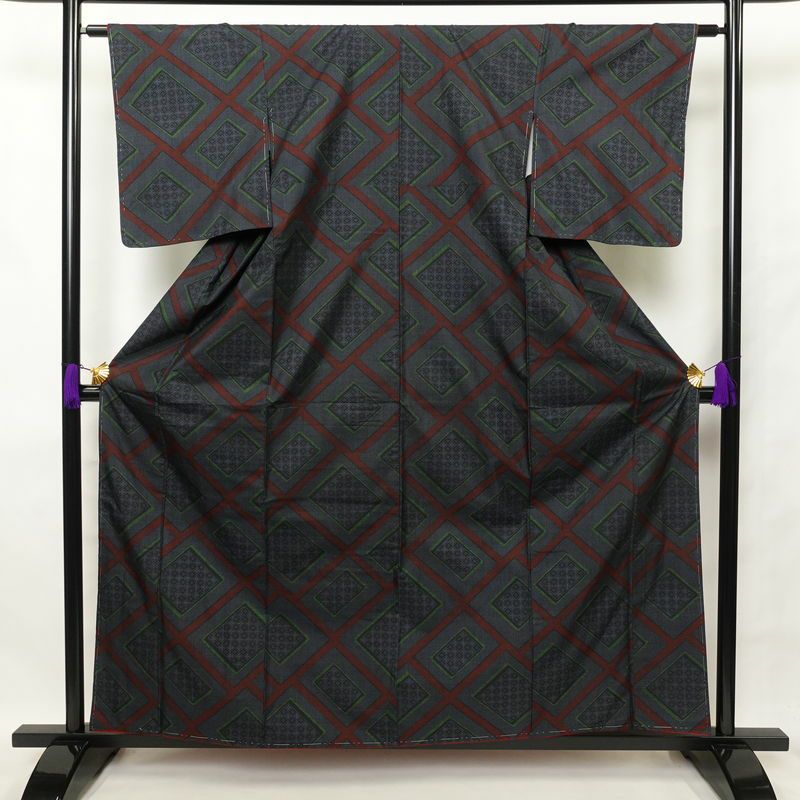 大島紬 良品 証紙なし しつけ糸付き 正絹 古典柄 袷仕立て 身丈159cm 