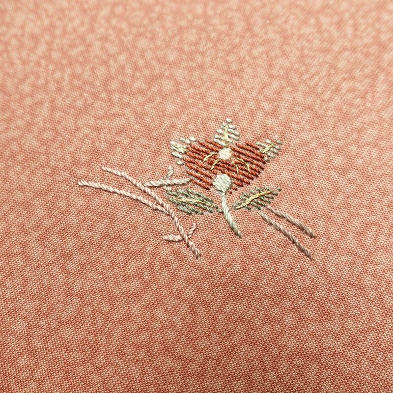 付け下げ 良品 天目染 共八掛 正絹 刺繍 金彩 花柄 袷仕立て 緑・うぐいす色_画像9