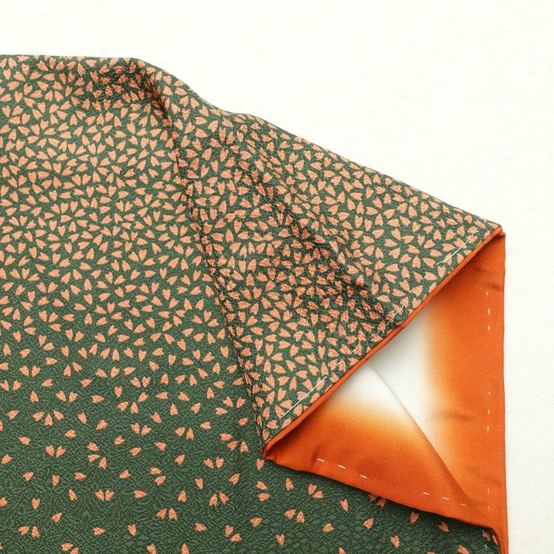 付け下げ 美品 しつけ糸付き 附下 着物 身丈152cm 裄丈62cm 正絹 花柄 袷仕立て 緑・うぐいす色_画像16