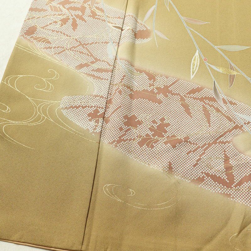 付け下げ 一つ紋付き 金彩 正絹 附下 身丈157cm 裄丈63cm 古典柄 袷仕立て 茶_画像4