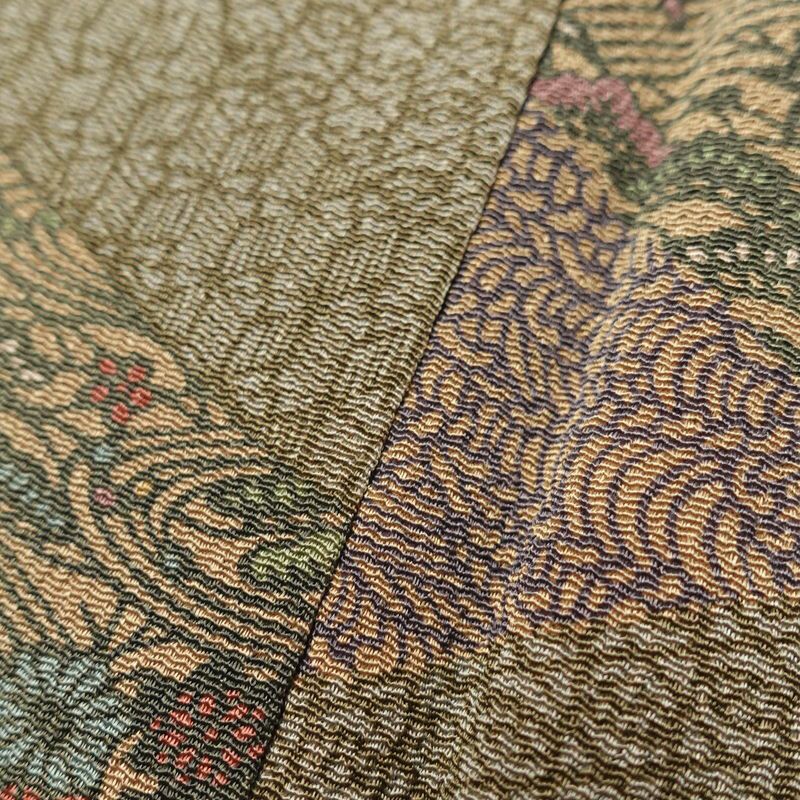 小紋 落款入り 細合俊男 縮緬 正絹 古典柄 身丈154.5cm 裄丈67.5cm 袷仕立て 緑・うぐいす色_画像9