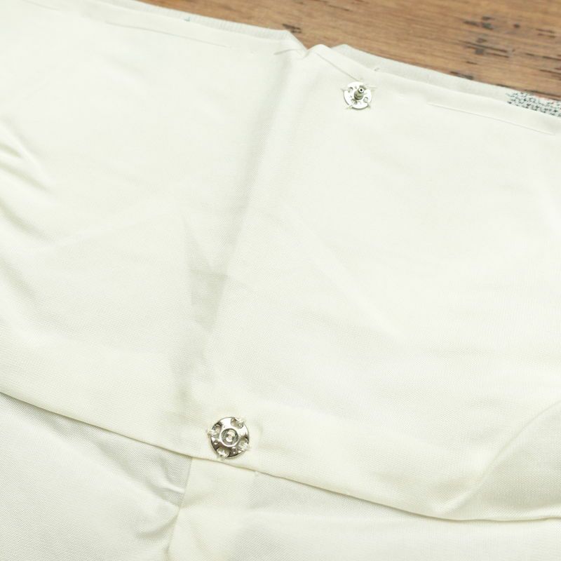 紬 良品 しつけ糸付き 小紋柄 正絹 人物・動物柄 身丈161cm 裄丈66cm 袷仕立て グレー_画像26