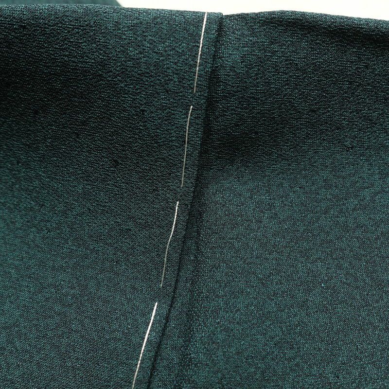 付け下げ 美品 しつけ糸付き 正絹 箔 身丈161.5cm 裄丈69cm 附下 袷仕立て ぼかし 緑・うぐいす色_画像30