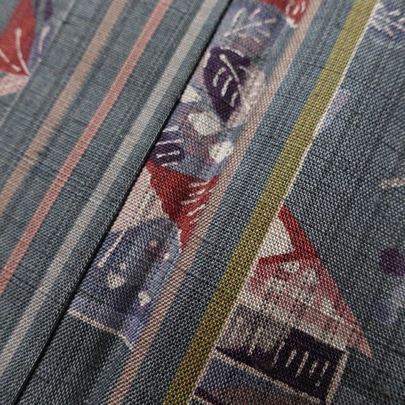 小紋 良品 紬生地 正絹 紬地 古典柄 身丈158cm 裄丈65cm 袷仕立て 緑・うぐいす色_画像8