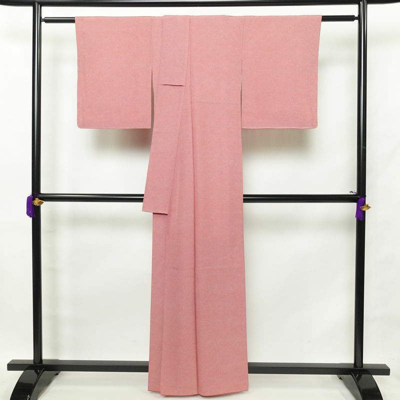 小紋 良品 鮫小紋 紬生地 正絹 古典柄 身丈161cm 裄丈65cm 袷仕立て ピンク_画像2