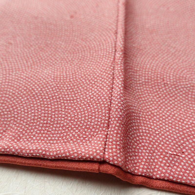 小紋 良品 鮫小紋 紬生地 正絹 古典柄 身丈161cm 裄丈65cm 袷仕立て ピンク_画像12