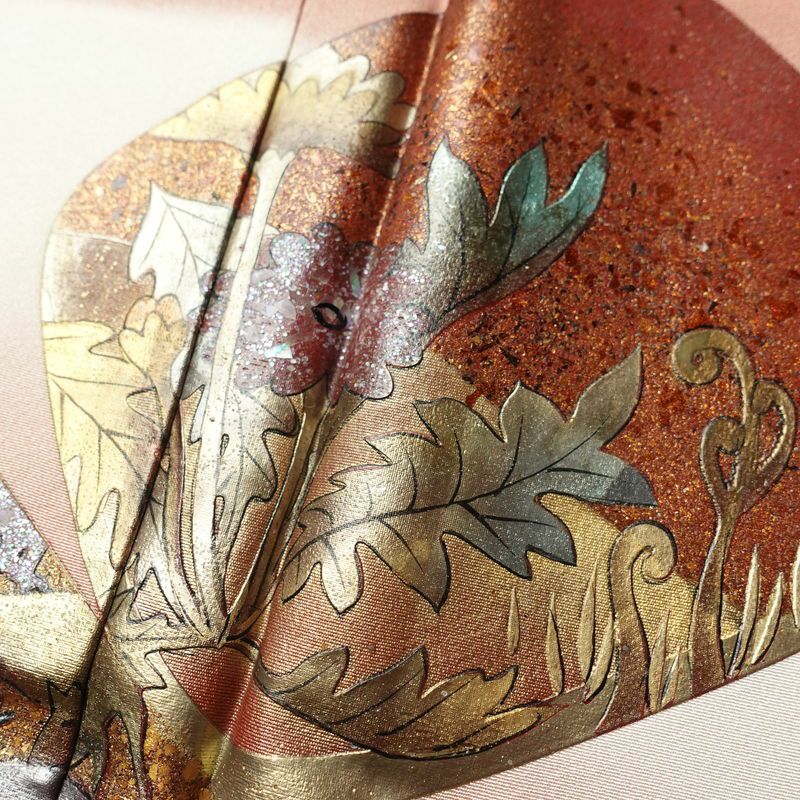 色留袖 良品 しつけ糸付き 一つ紋付き 身丈159.5cm 裄丈65.5cm 落款入り 縮緬 共八掛 箔 正絹 古典柄 袷仕立て 茶_画像6