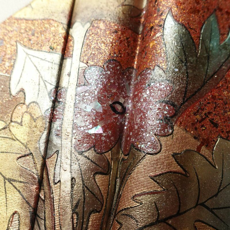 色留袖 良品 しつけ糸付き 一つ紋付き 身丈159.5cm 裄丈65.5cm 落款入り 縮緬 共八掛 箔 正絹 古典柄 袷仕立て 茶_画像7