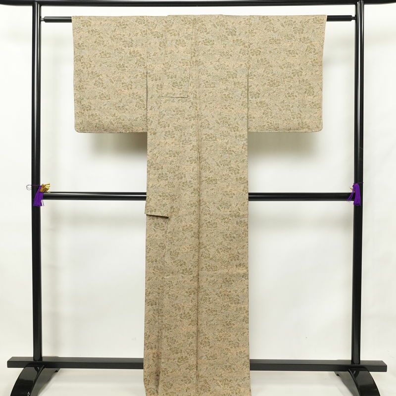 小紋 美品 しつけ糸付き 正絹 花柄 袷仕立て 身丈166.5cm 裄丈66.5cm ベージュ_画像2