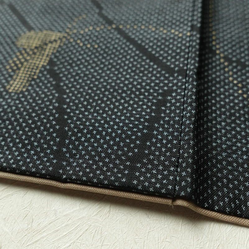 紬 正絹 木の葉・植物柄 紬着物 袷仕立て 身丈155cm 裄丈65cm 青・紺_画像11