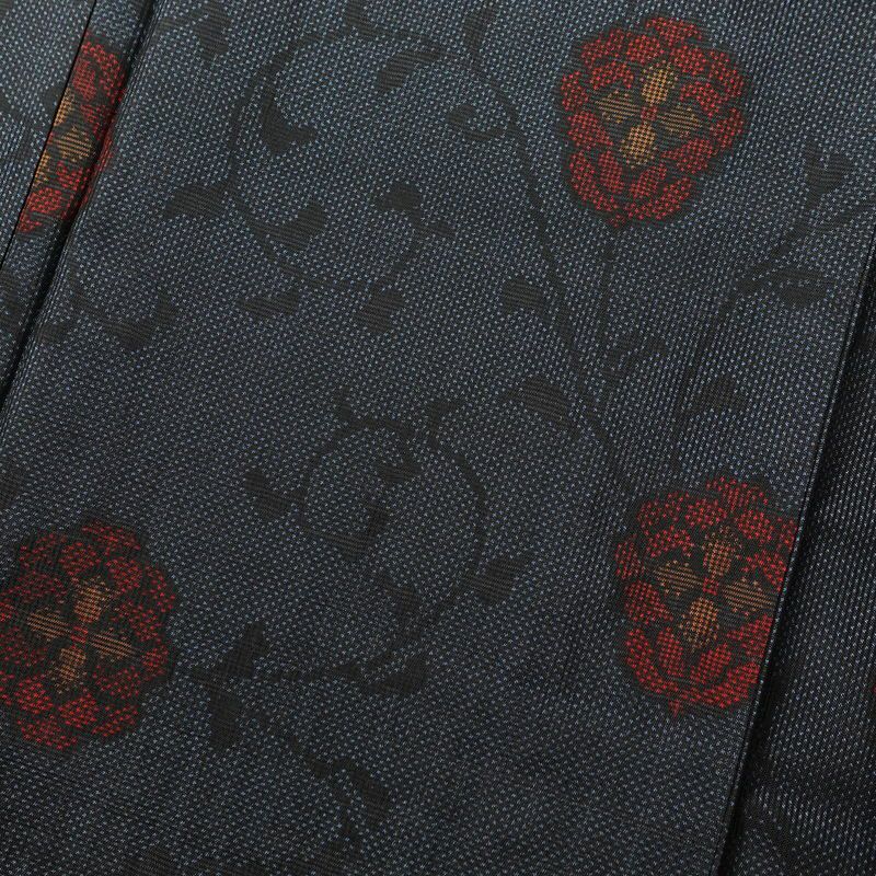 大島紬 良品 証紙あり しつけ糸付き 正絹 身丈161cm 裄丈64.5cm 花柄 袷仕立て 青・紺_画像6