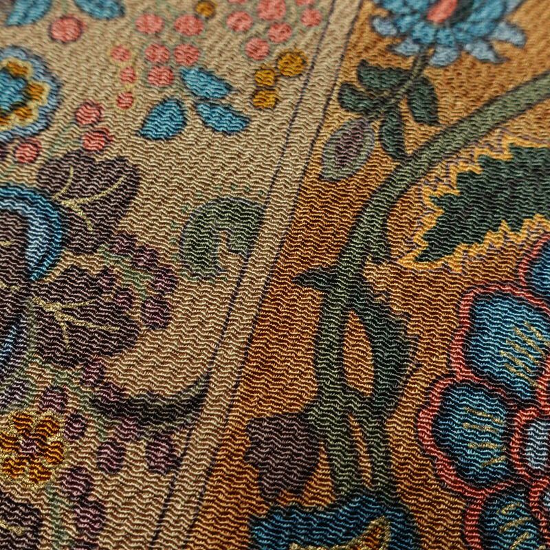 小紋 良品 縮緬 正絹 木の葉・植物柄 袷仕立て 身丈154cm 裄丈62.5cm 茶_画像6