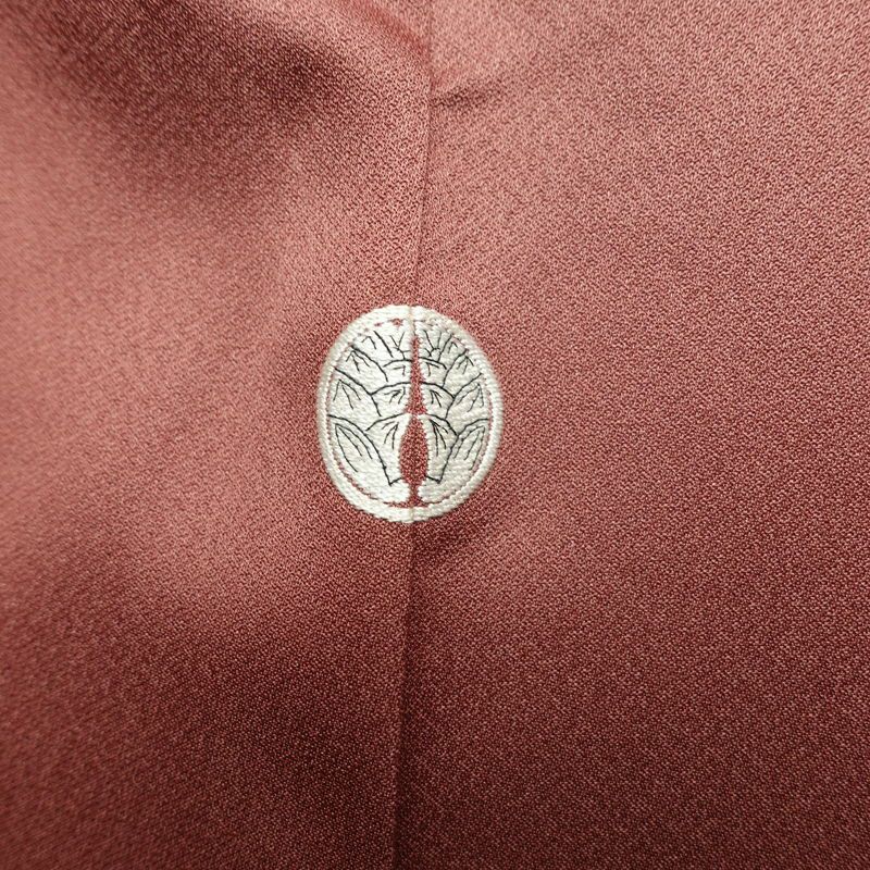 付け下げ 一つ紋付き 正絹 木の葉・植物柄 袷仕立て 身丈157cm 裄丈65cm 金彩 刺繍 小豆・エンジ_画像13