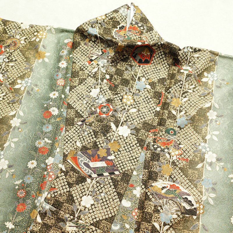 小紋 正絹 古典柄 袷仕立て 身丈158.5cm 裄丈63.5cm 金彩 箔 着物 桜 鶴 鼓 扇子 多色使い_画像14