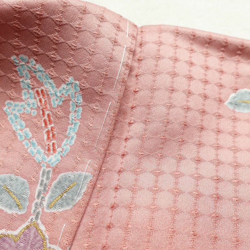 小紋 美品 しつけ糸付き 正絹 花柄 袷仕立て 身丈161.5cm 裄丈64cm 金彩 ピンク_画像16