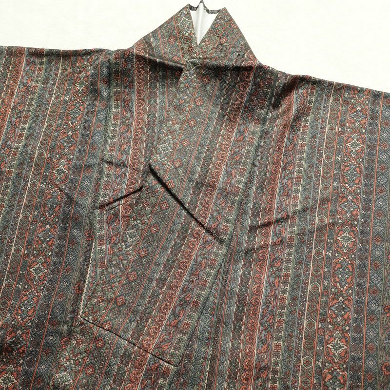 小紋 正絹 幾何学柄・抽象柄 袷仕立て 身丈151cm 裄丈64.5cm 着物 多色使い_画像11