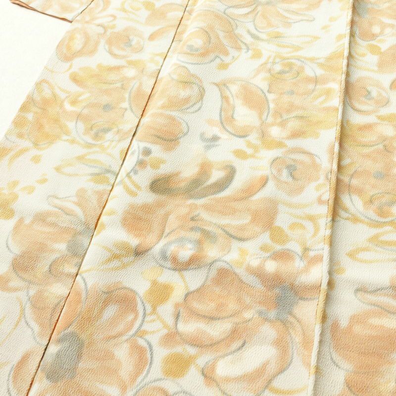 小紋 縮緬 正絹 花柄 袷仕立て 身丈161cm 裄丈63.5cm 着物 クリーム_画像5