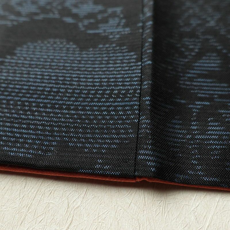 大島紬 本場大島 証紙あり 正絹 幾何学柄・抽象柄 袷仕立て 身丈158cm 裄丈63.5cm 着物 青・紺_画像9