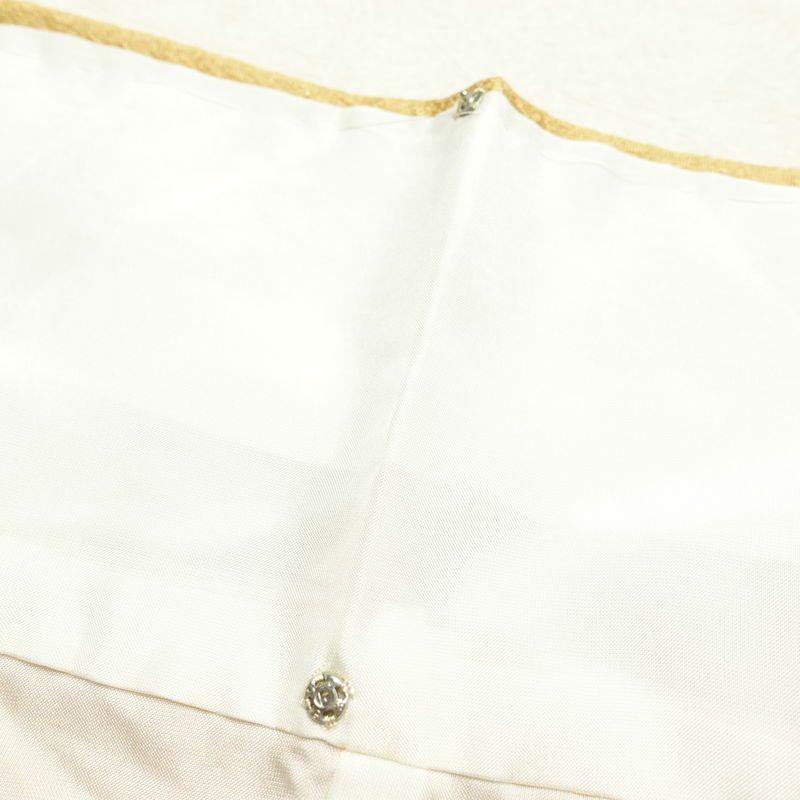 色無地 美品 しつけ糸付き 一つ紋付き 正絹 無地 袷仕立て 身丈156.5cm 裄丈66.5cm 着物 黄・黄土色_画像18