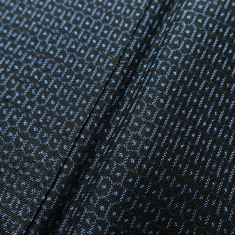 男性用 紬着物 良品 アンサンブル しつけ糸付き 正絹 亀甲柄 袷仕立て 身丈146cm 裄丈70cm 着物羽織セット 青・紺_画像9